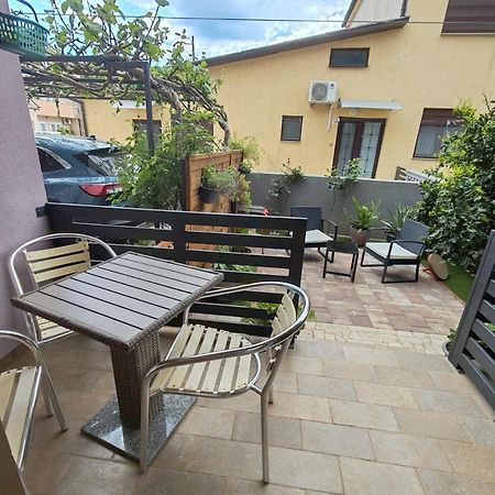 Apartman Lana Μεντουλίν Εξωτερικό φωτογραφία