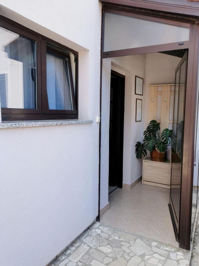 Apartman Lana Μεντουλίν Εξωτερικό φωτογραφία