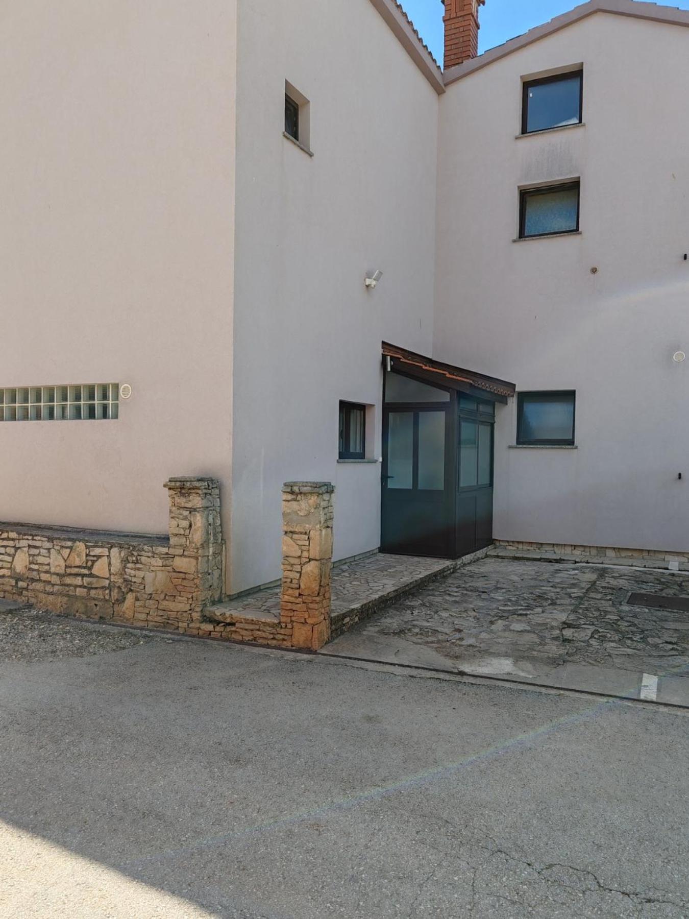 Apartman Lana Μεντουλίν Εξωτερικό φωτογραφία